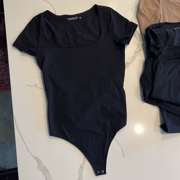 Abercrombie Bodysuits 4 size small - Picture 2 of 3